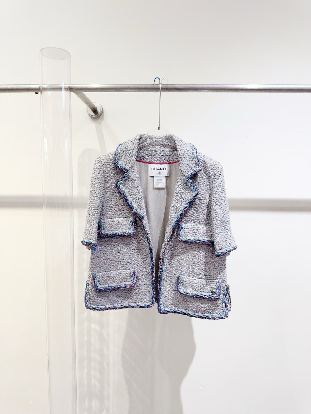 🚩steal lCHANEL Light Gray Tweed Jacket with Blue Trim